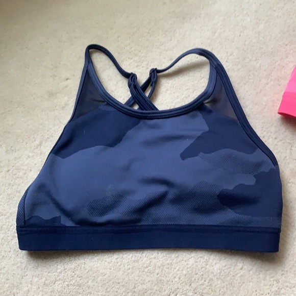 2 Camo printed cross back bras - Picture 2 of 5